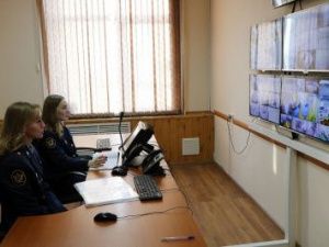 Двойной надзор: Все, что происходит в колониях, видно на мониторах