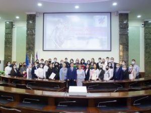 Лучшим юристам столицы вручили заслуженные награды