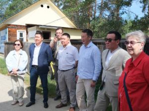 Депутаты Якутской городской Думы оценили условия отдыха детей в летних лагерях Якутска