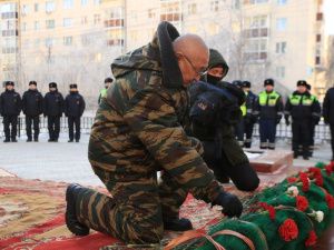 В МВД по Якутии почтили память сотрудников, погибших при исполнении служебного долга