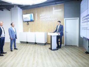 Глава Сбербанка ознакомился с разработками технопарка “Якутия”