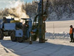 В Верхневилюйске начались изыскательские работы по проектированию моста через реку Вилюй