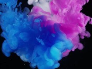 В Якутске молодой человек воровал в магазине цветной дым для фотосессий