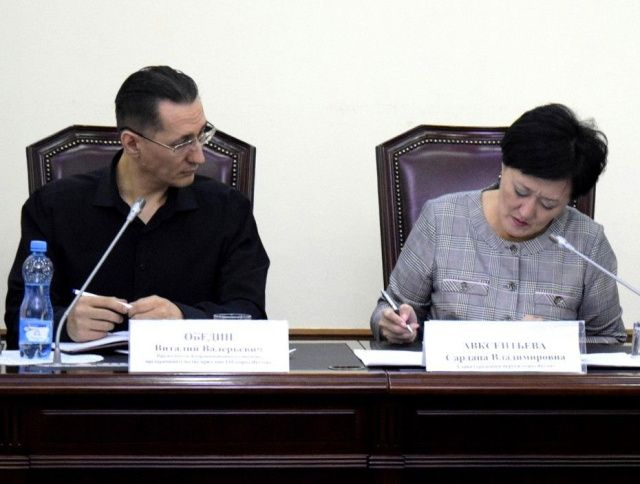 НЕ ПРОСТИТУЦИЯ: Виталий Обедин и Сардана Авксентьева снова вместе