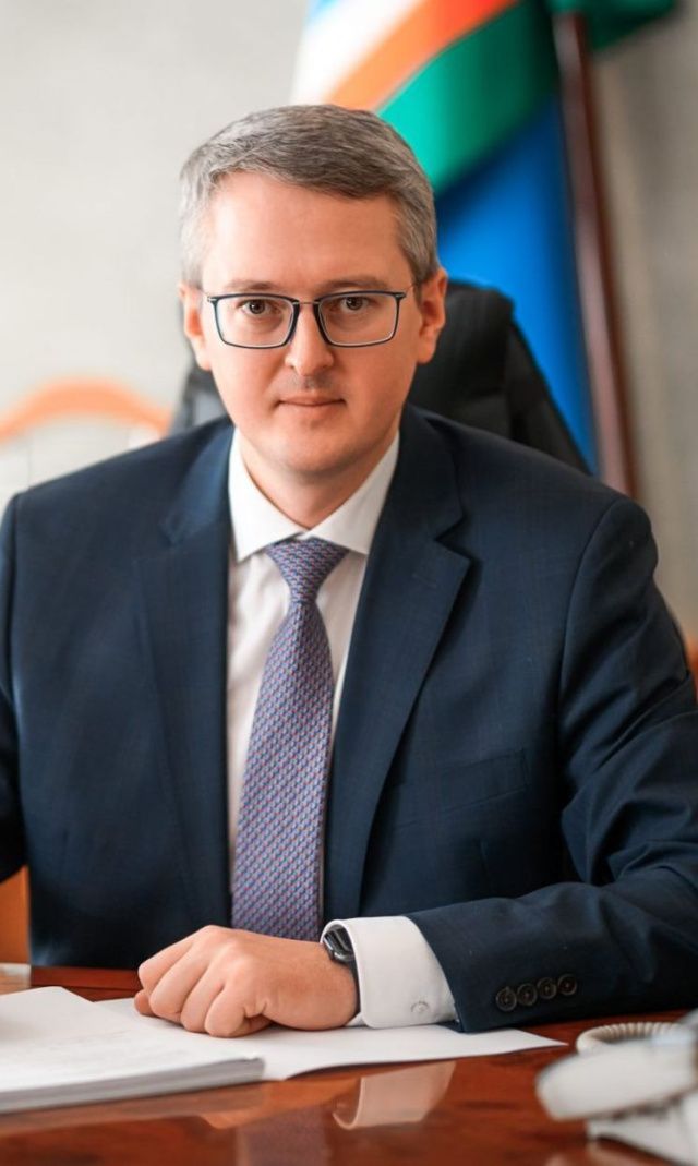 Владимир Солодов провёл совещание по вопросам дистанционного образования в республике