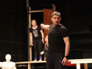 Русский театр им. А.С. Пушкина выпускает премьеру – спектакль «АраППетра» 