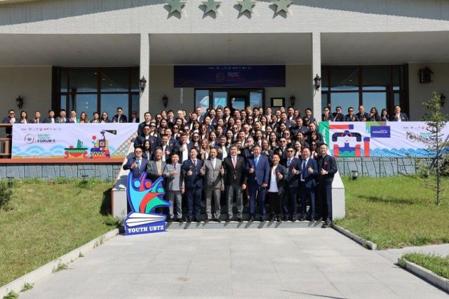 Делегация Акционерной компании «Железные дороги Якутии» приняла участие в Международном форуме «Железные дороги и молодежь-II»