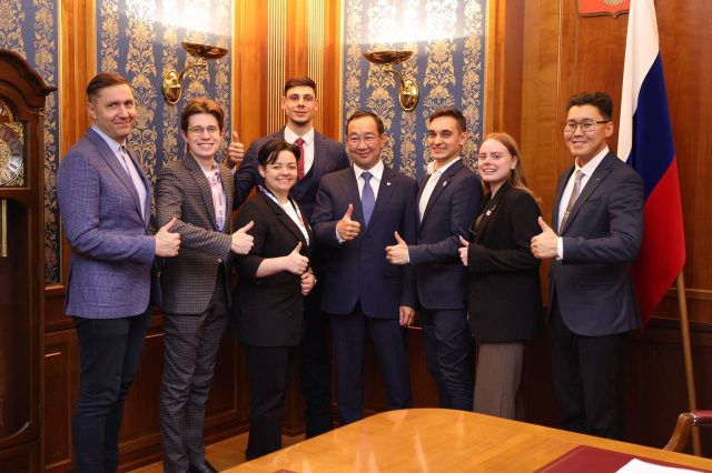 Айсен Николаев дал наставления участникам кадровой программы «Муравьев-Амурский 2030»