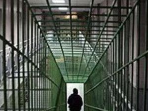 Житель Якутска ответит в суде за хищения телевизоров с тёплых автобусных остановок