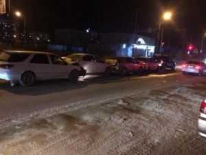 Стал известна причина массового ДТП на Автодорожной