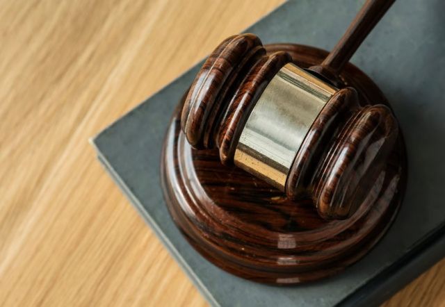 Суд восстановил право жительницы Якутска на маткапитал, которая ранее незаконно обналичила его