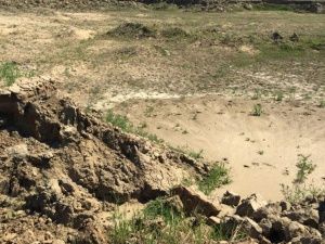 В Усть-Алданском районе на сельхозугодьях устроили карьер. Ущерб на десятки миллионов, а виновных нет