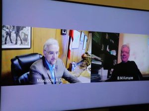 Глава Якутии обсудил с руководством Росгидромета работу самолетов-зондировщиков  в республике