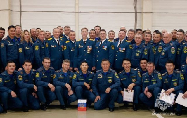 От первого вызова до юбилея. Пожарный спецназ в Якутии отметил своё 35-летие