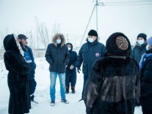 Альберт Семенов осмотрел дворы в Автодорожном округе