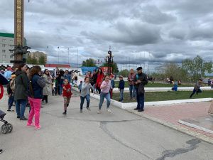 В Губинском округе провели акцию «Должны смеяться дети!» 