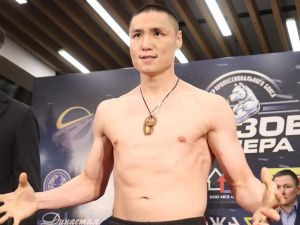 Участники вечера профессионального бокса в Якутске встретились лицом к лицу