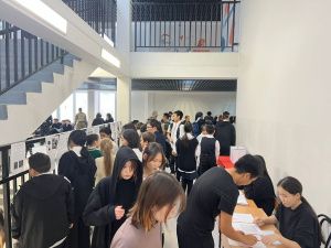 Ученики школы № 7 в Якутске превратили хобби в бизнес