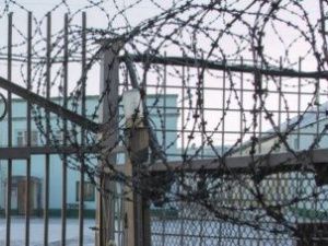 В Якутии сотрудник исправительной колонии убил девушку