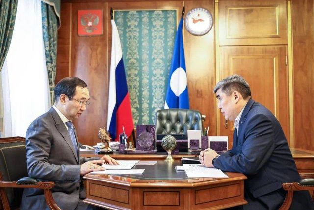 Глава Якутии обсудил с ректором СВФУ ход подготовки к Северному форуму по устойчивому развитию