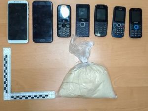 Двое мужчин пытались доставить в исправительную колонию в Мохсоголлохе запрещенные предметы