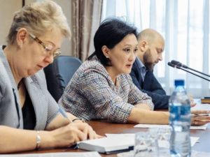 Сардана Авксентьева обсудила с руководителями частных детских садов вопросы развития отрасли