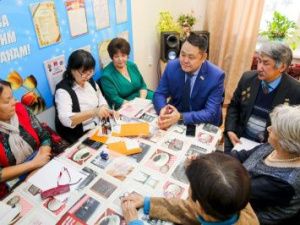 АЛЬБЕРТ СЕМЕНОВ ВСТРЕТИЛСЯ С СОВЕТОМ ВЕТЕРАНОВ САЙСАРСКОГО ОКРУГА