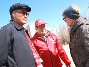 Коммунисты Якутии: Нет — глумлению над памятником Карлу Марксу и одноименным сквером! 