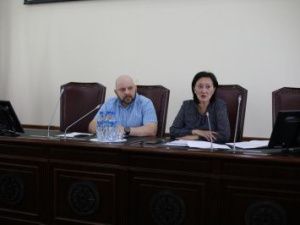 В Окружной администрации состоялось совещание по исполнению городского бюджета