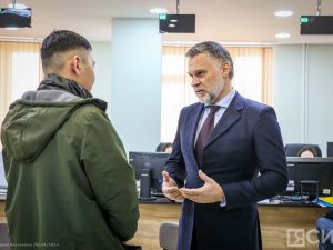 Кирилл Бычков положительно оценил работу якутского филиала госфонда «Защитники Отечества»