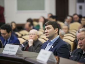 В Якутске приняли итоговый отчет Окружной администрации за 2018 год