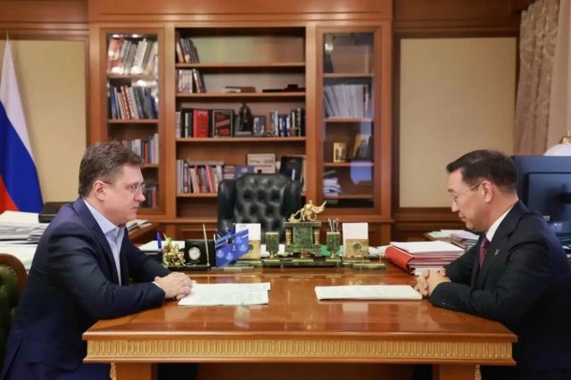 Глава Якутии обсудил с вице-премьером Александром Новаком обеспечение республики топливом и тарифы для Арктики