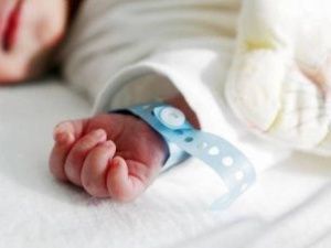 Жительница Якутска продала новорожденного ребенка. Возбуждено уголовное дело