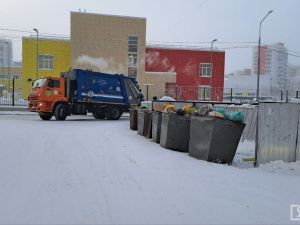 Кто и как вывозит мусор в Якутске