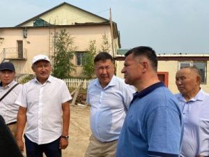 Андрей Тарасенко дал поручения по сенокосной кампании в Чурапчинском улусе