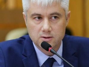 Это «момент истины», когда скрываться в тени и отмалчиваться нельзя