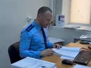 В Якутске после смерти владельца в квартиру незаконно заселился сотрудник УК: прокуратура выселила его спустя годы