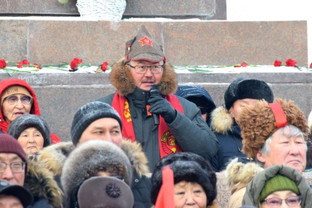 Красные снова потребовали вернуть площади Республики прежнее название