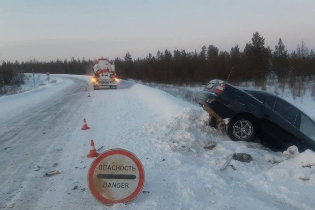 В ДТП с цистерной в Мирнинском районе пострадали три человека, в том числе подросток
