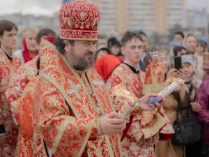 В Якутске прошел традиционный Крестный ход