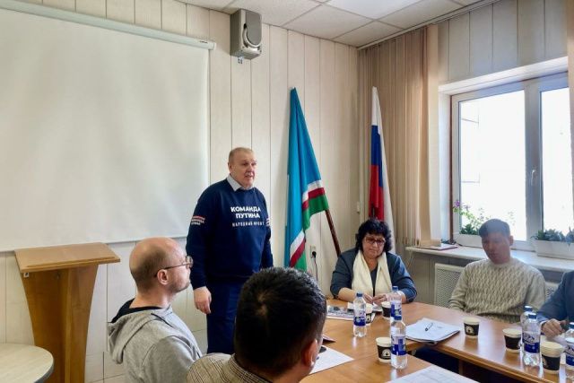 Валерий Лютый встретился с коллективом Якутского ЦСМ