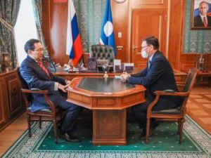 Айсен Николаев обсудил с Владимиром Егоровым вопросы развития человеческого капитала