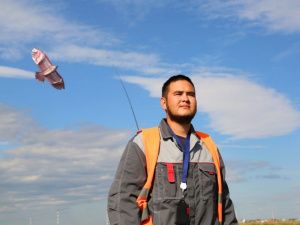 Как профессионально пугать птиц: защита аэродрома от пернатых