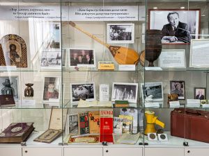 Выставка памяти Суорун Омоллоона объединила три легендарных музея Якутии