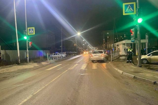 Грабеж, наезд на подростка, мошенники: обзор происшествий в Якутии за прошедшие сутки