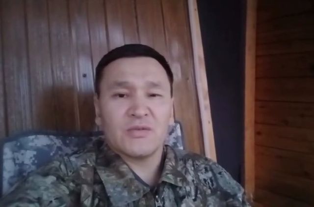 В Нижнем Бестяхе на певца Виктора Иванова-Сиэйэ Уола и его жену напала собака