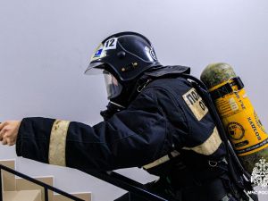 Пожарные Якутии стали лучшими на межрегиональных соревнованиях «Дальневосточная вертикаль»