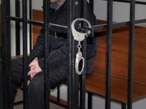 В Якутии отбывающий наказание насильник попытался подкупить сотрудника УФСИН