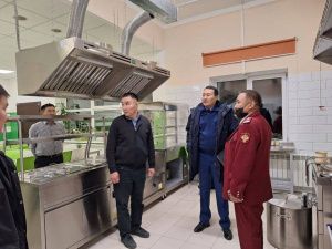 В Якутии учащиеся спортивной школы обратились в больницу с жалобами на боль в животе и рвоту