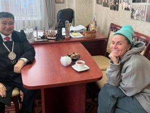 Артисты Якутского ТЮЗа решали сложные, но интересные задачи с педагогом знаменитого театрального вуза